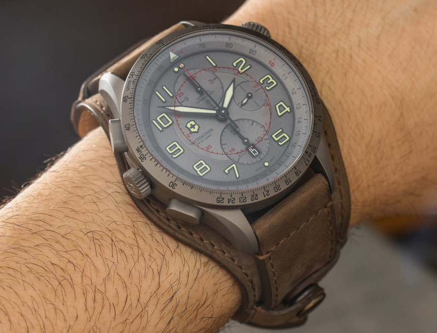 Victorinox Swiss Army Airboss Mach 9 Titanium Limited Edition Replica Watch Hands-On Hands-On 