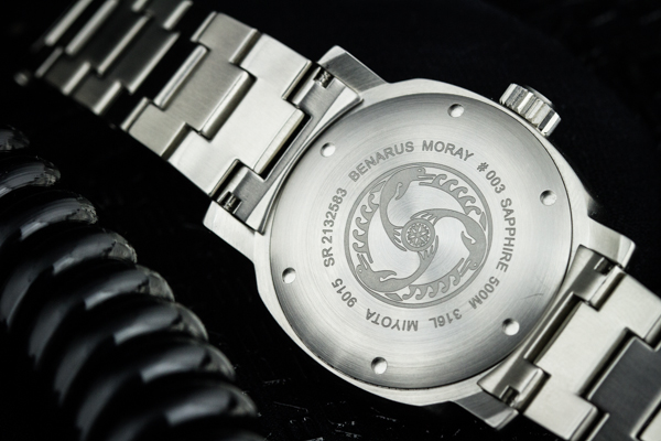 Benarus Moray 42 Dive Watch Review Wrist Time Reviews 